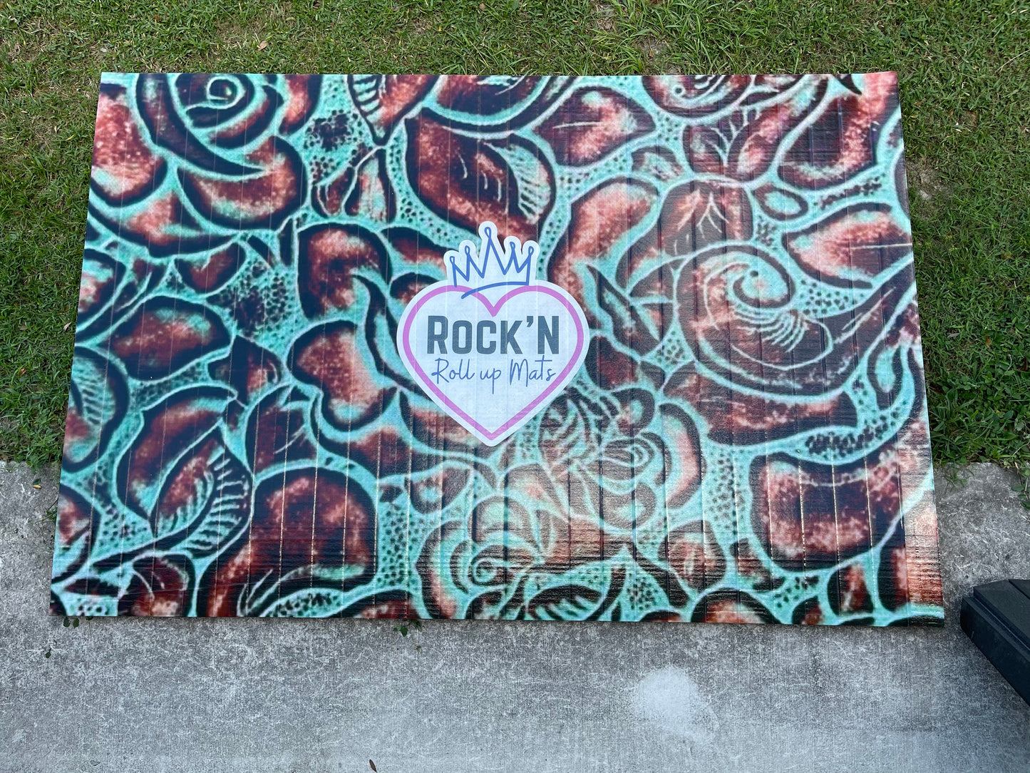10x10 stall mat. 2 (5x10) (22 colors available)